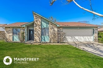 Building Photo - 907 Cresthaven Dr