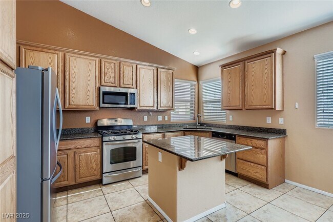 Building Photo - 264 Quail Ranch Dr