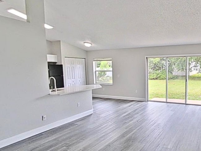 Building Photo - Beautiful 3 Bedroom Indian Trails Home!