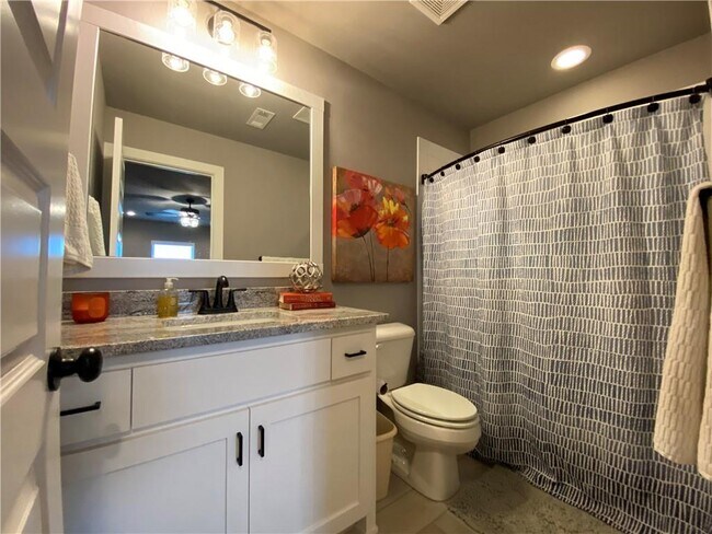 Building Photo - 300 Waterfall Ln