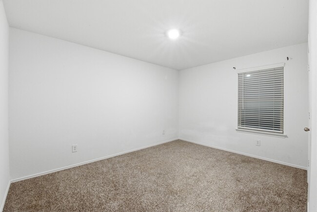 Building Photo - 5210 Ternberry Frst Ln