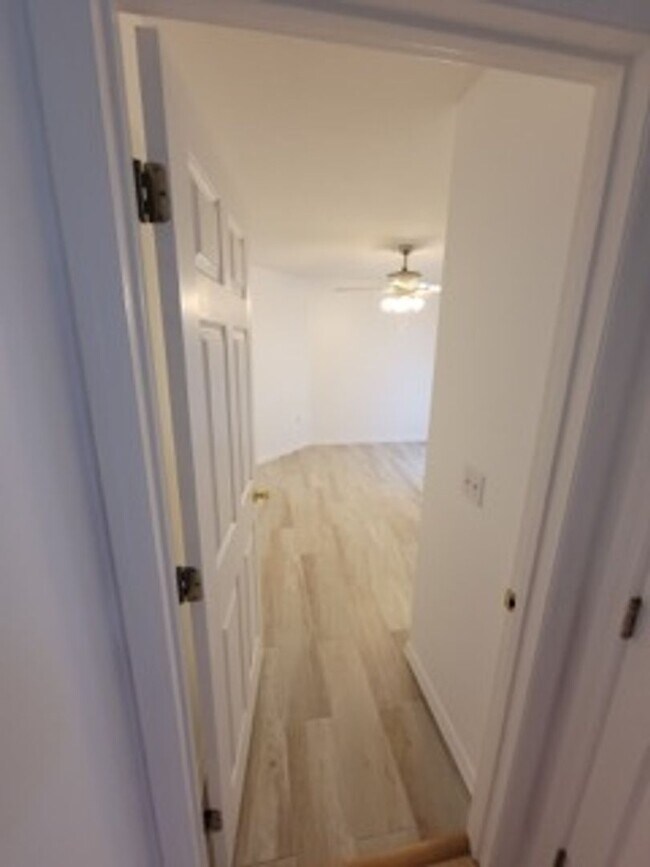 Building Photo - Ready for you to call home!