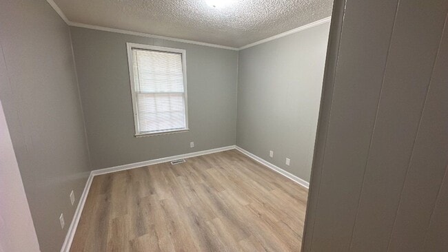 Building Photo - Beautiful, 4 Bedroom, 3 Bath House in Nash...