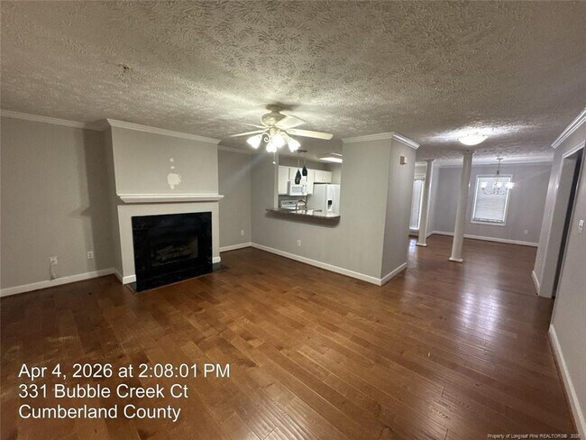 Building Photo - 332 Bubble Creek Ct