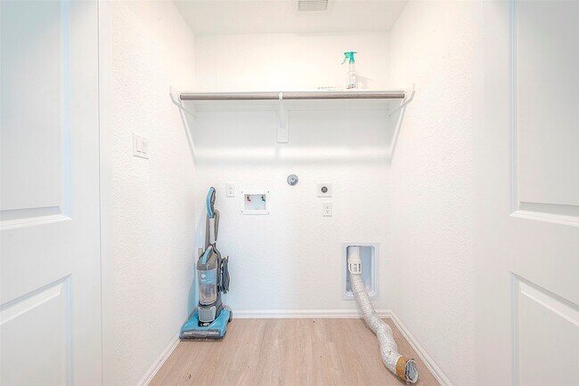 Building Photo - 26714 Wilderye Cv Ln