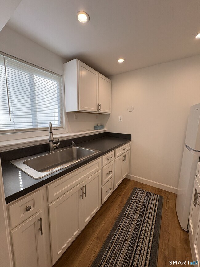 Building Photo - 23 Harry Brook Village