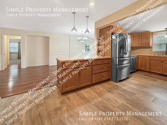 Building Photo - 5352 Queensbury Dr SE