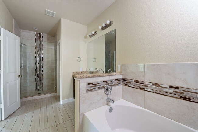 Building Photo - 4036 Lila St