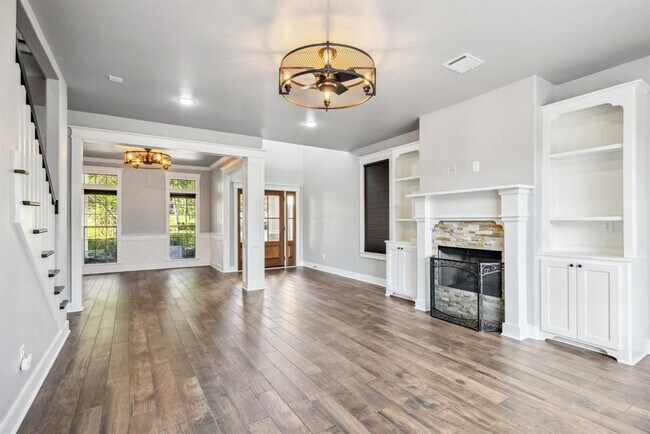 Building Photo - 12336 Pebble View Dr