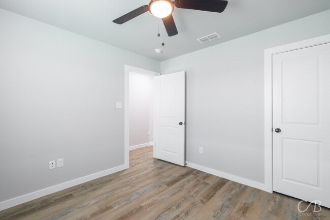 Building Photo - For Lease