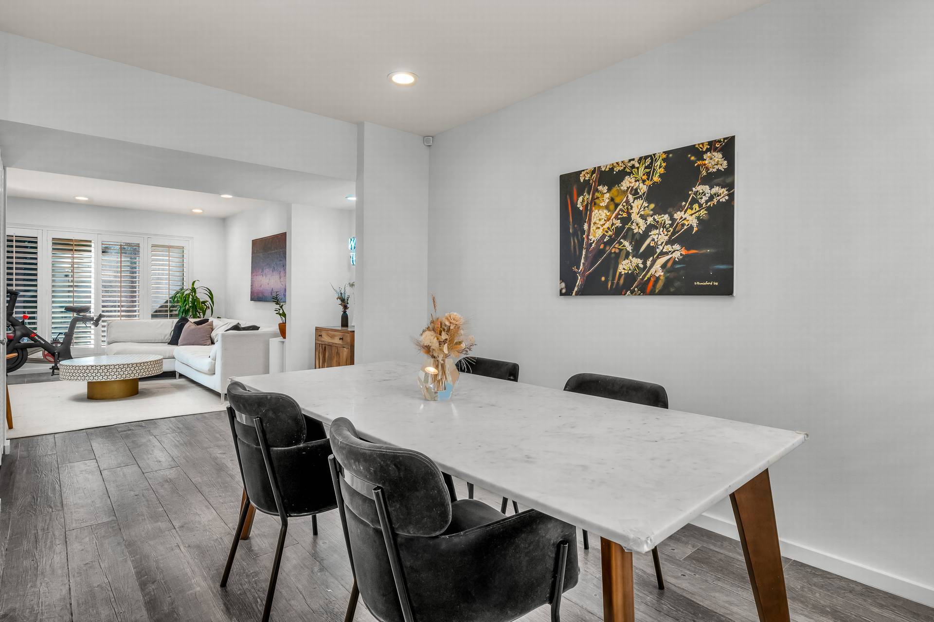 Building Photo - 14238 Dickens St