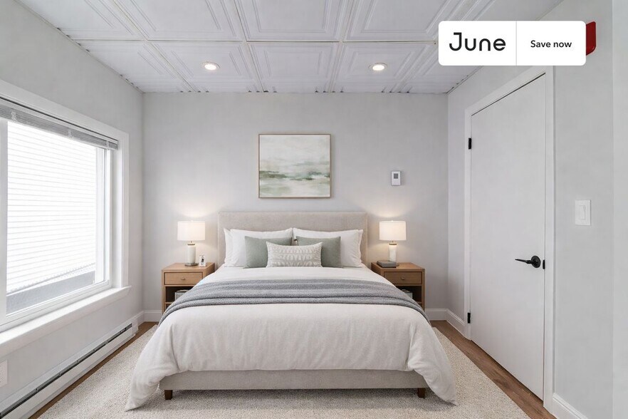 Building Photo - 102 Cross St