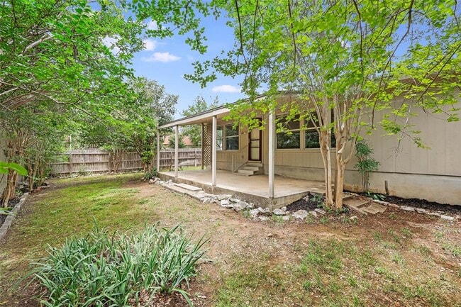 Building Photo - 3109 Blazing Star Trail