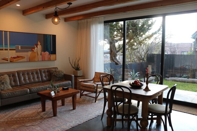 Building Photo - 2BR/1BA Potrero Hill Contemporary Residenc...