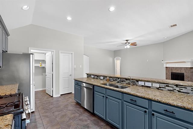Building Photo - 8313 Loma Alta Trail