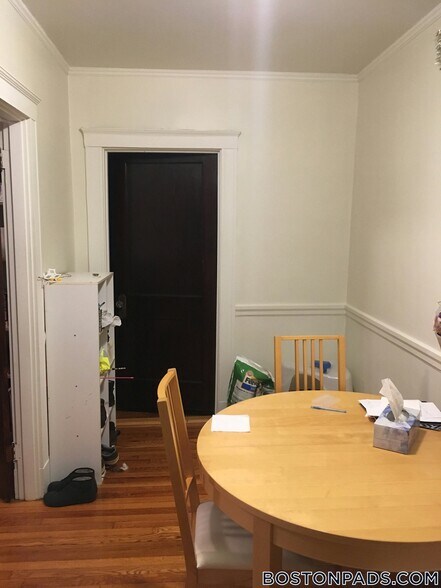 Building Photo - 157 Summer St