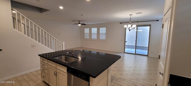 Building Photo - 4778 E Tierra Buena Ln