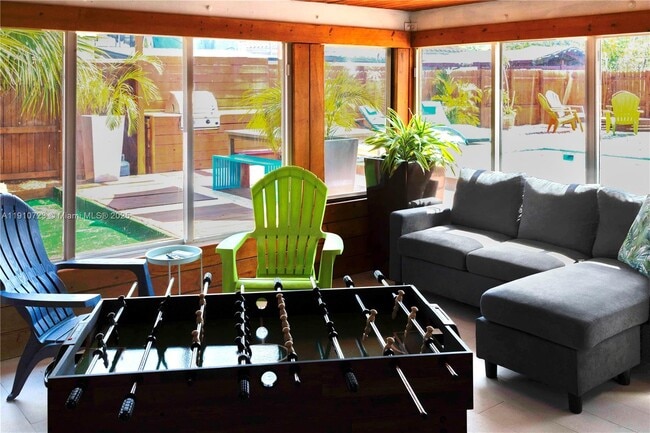 Building Photo - 1241 SW 29th St