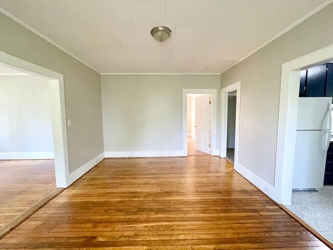 Building Photo - North Main Area