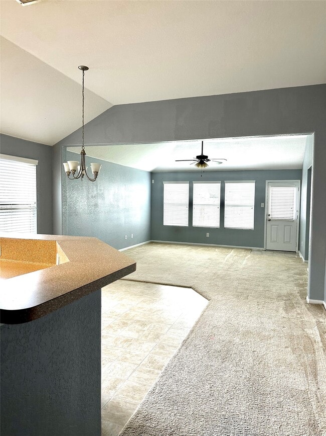 Building Photo - 16763 N Blue Jay Dr