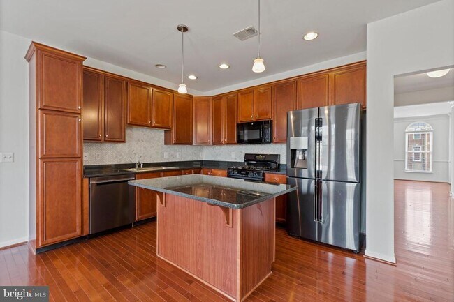 Building Photo - 22576 Welborne Manor Square