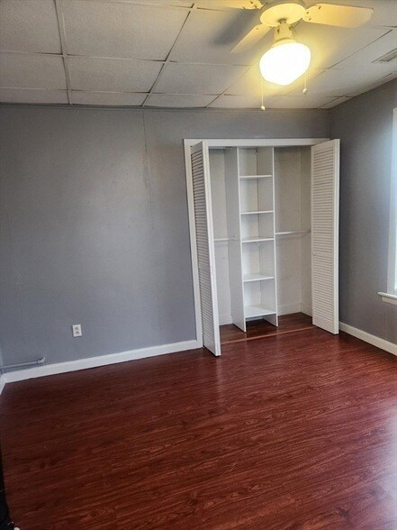 Building Photo - 15 Mc Donald St