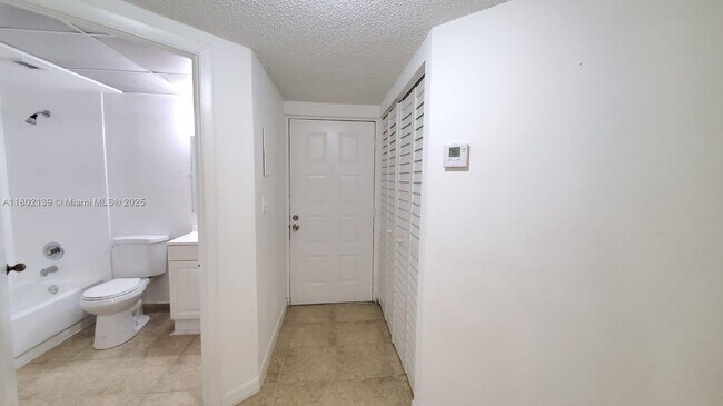 Building Photo - 8290 Lake Dr