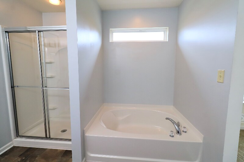 Building Photo - 6215 Enclave Blvd
