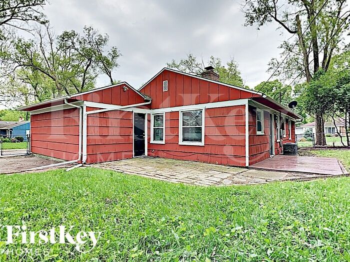 Building Photo - 344 Nassau St