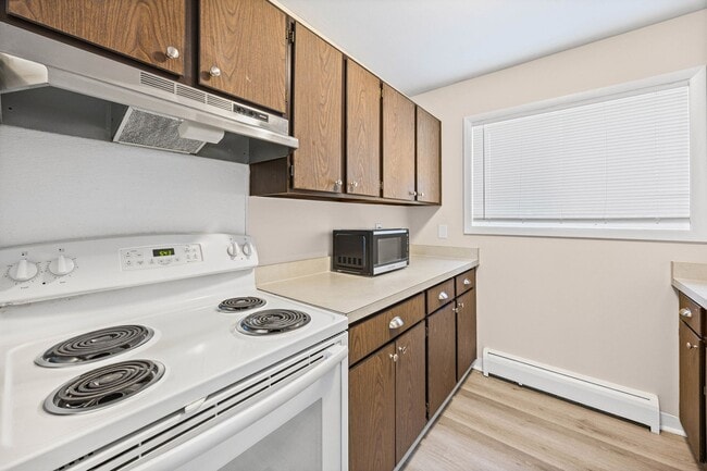 Building Photo - 729 Cedarwood Terrace