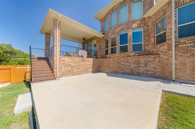 Building Photo - 5104 Alonso Dr