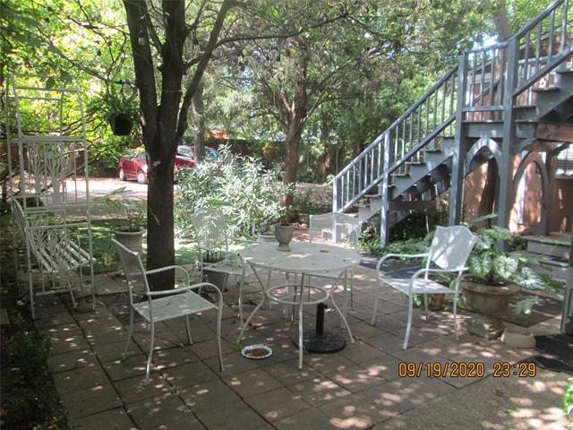 Building Photo - 203 N Colson St