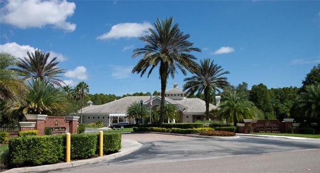 Building Photo - 16204 Nottingham Park Way