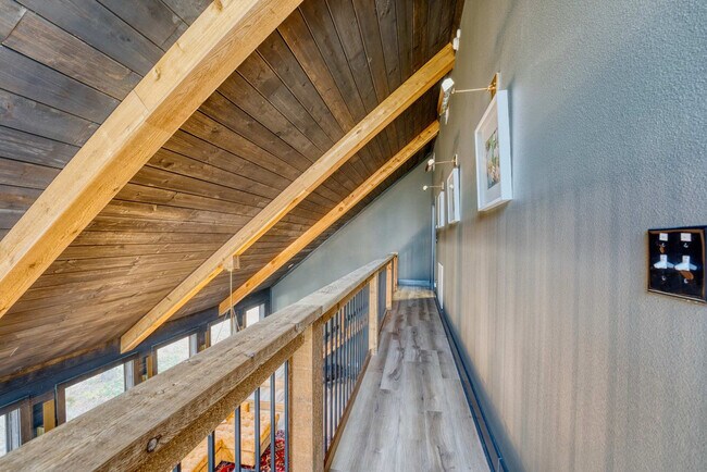 Building Photo - 1780 N Walnut Ave