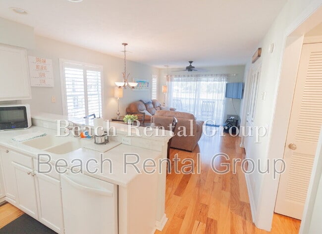 Building Photo - 697 Tupelo Ln