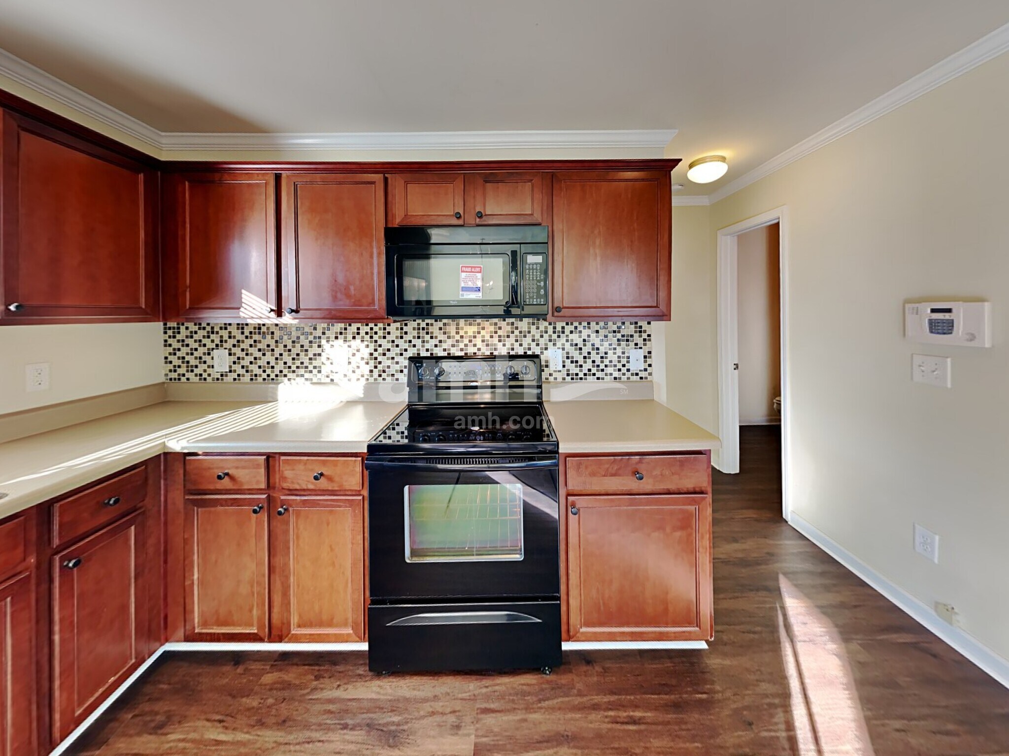 Building Photo - 226 Woodcreek Ln