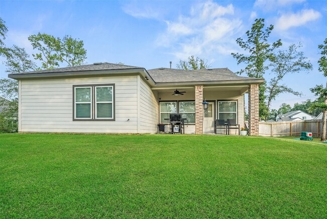 Building Photo - 18203 Samie Nell Ct