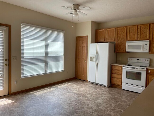 Building Photo - 6015 Myrick Rd