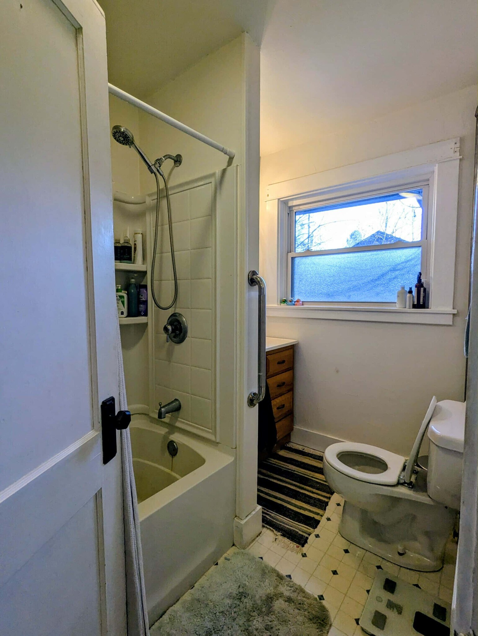 Upstairs bathroom - 136 Judd Falls Rd