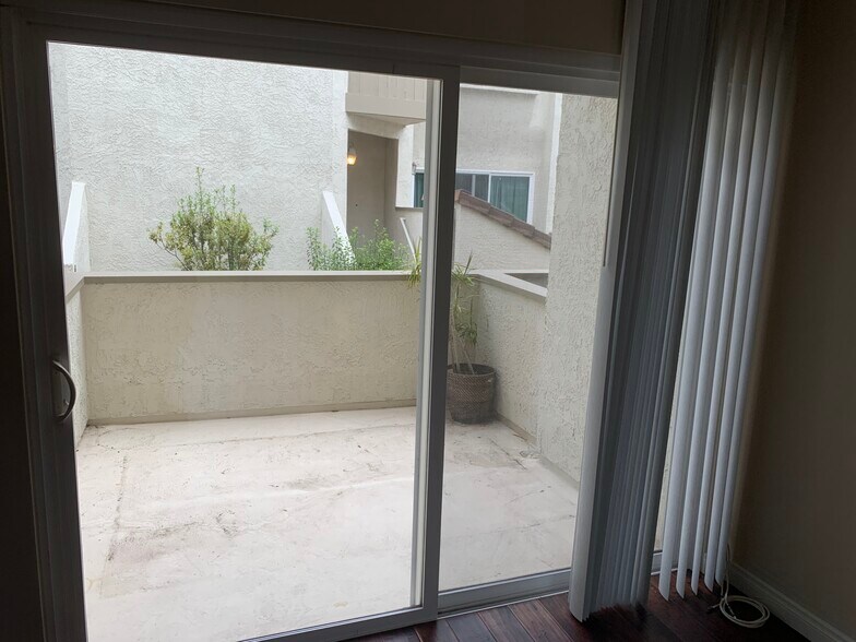 Front patio - 1232 Stanford St