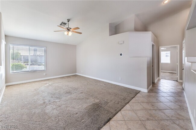 Building Photo - 4765 Calavo St