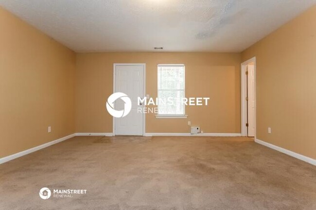 Building Photo - 1488 Buckingham Pl