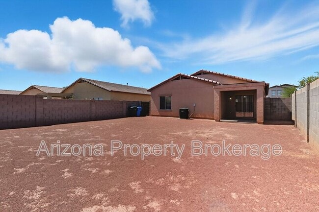 Building Photo - 2219 N 92nd Dl