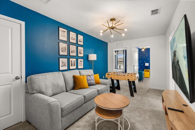 Building Photo - 2329 Distant Sun Trl