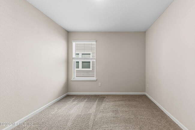 Building Photo - 565 Chandler Dr