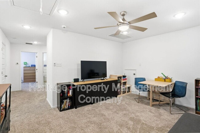 Building Photo - 13250 Hagerd Lp