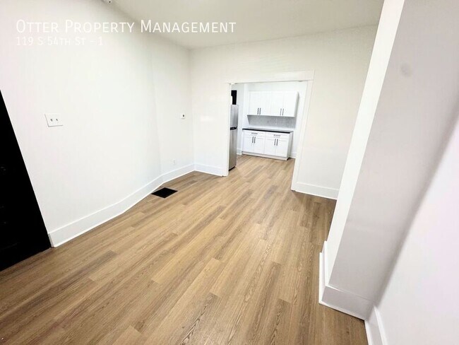 Building Photo - 119 S 54th St