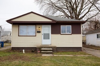 Building Photo - 11280 Dodge Ave