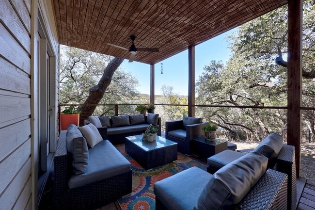 Building Photo - 5600 Blueridge Ct