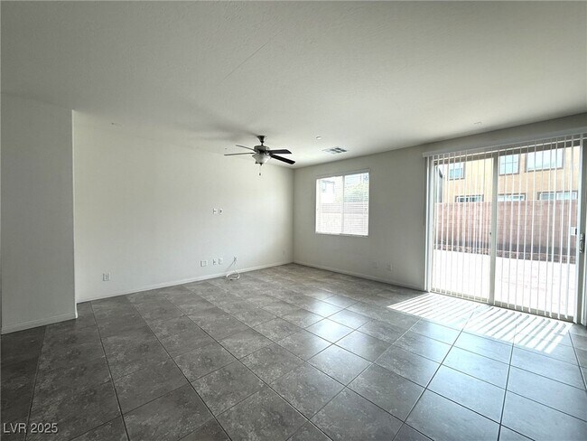 Building Photo - 2229 Mundare Dr
